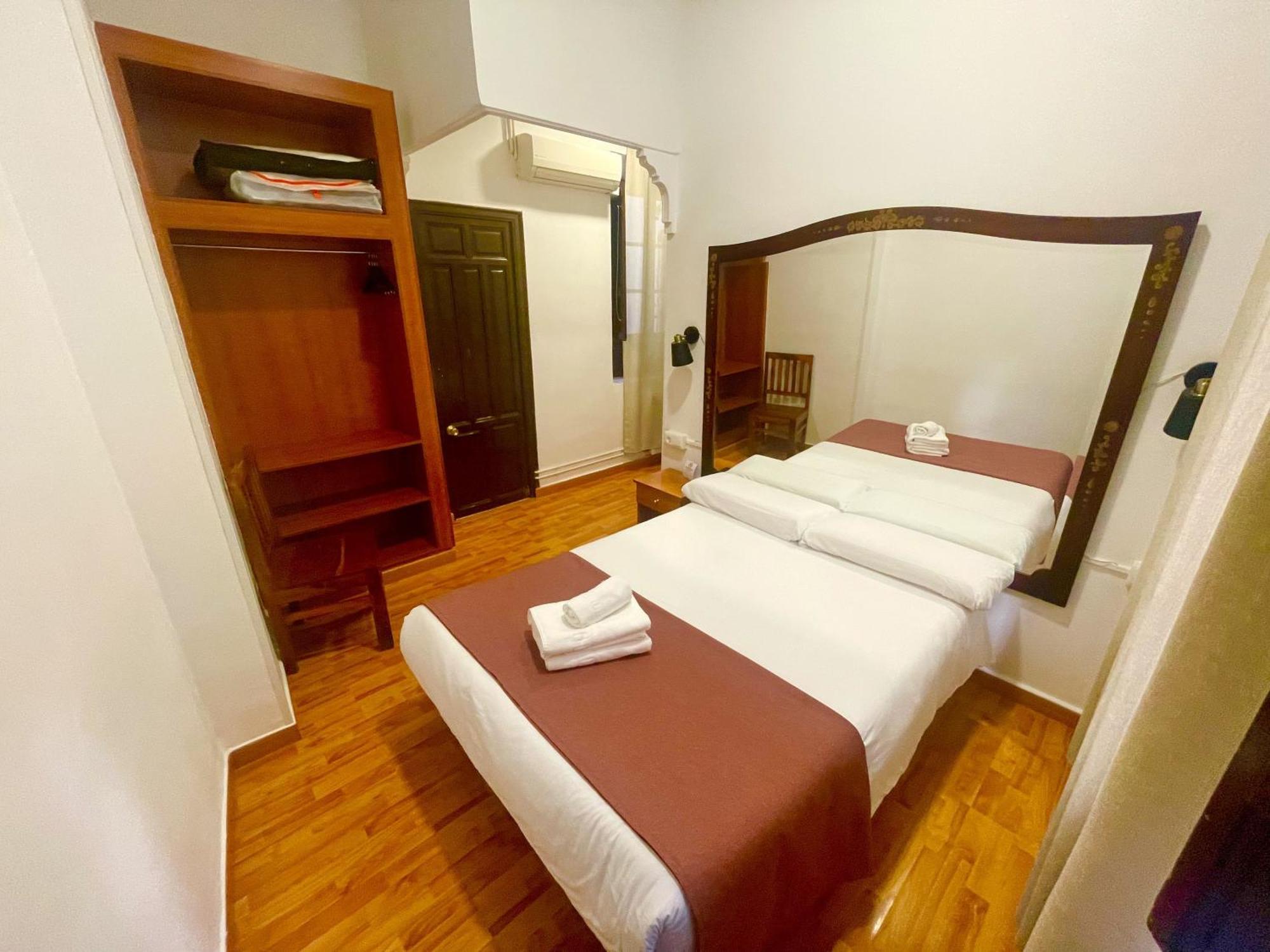 Arteaga Hostal & Banos Arabes Elvira Granada Buitenkant foto