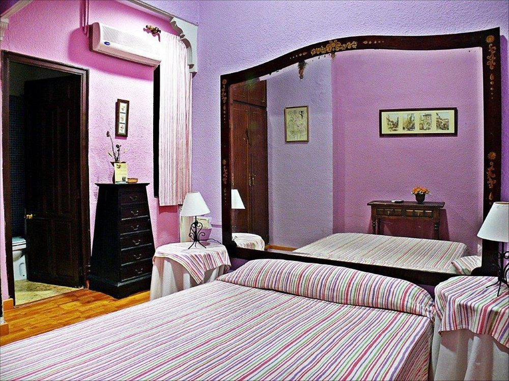 Arteaga Hostal & Banos Arabes Elvira Granada Buitenkant foto